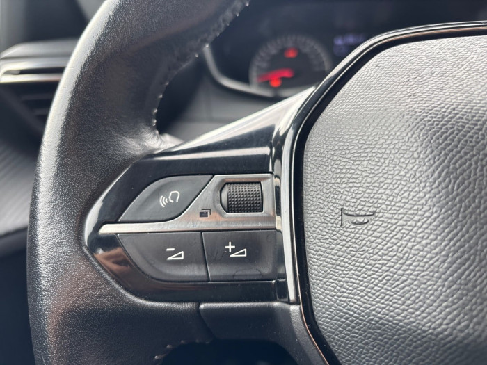 Peugeot 208 Affaire BLUEHDI 100 S&S BVM6 PREMIUM PACK