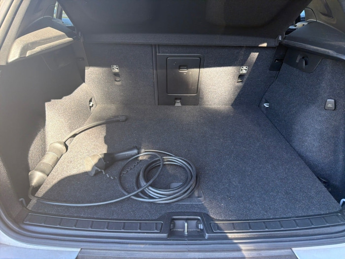 Volvo XC40 T5 Recharge 180+82 ch DCT7 R-Design