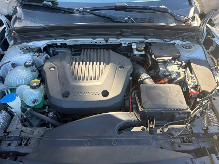 Volvo XC40 T5 Recharge 180+82 ch DCT7 R-Design