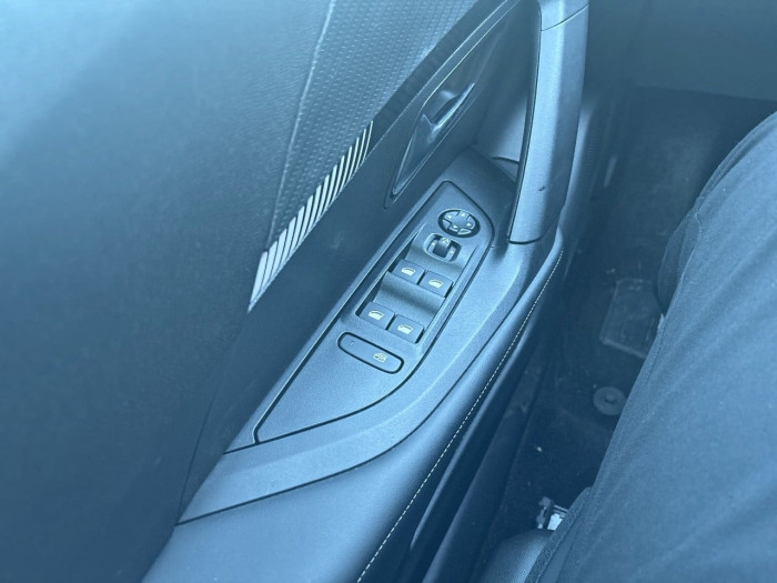 Peugeot 2008 ELECTRIQUE 54 kWh 156 ch Allure