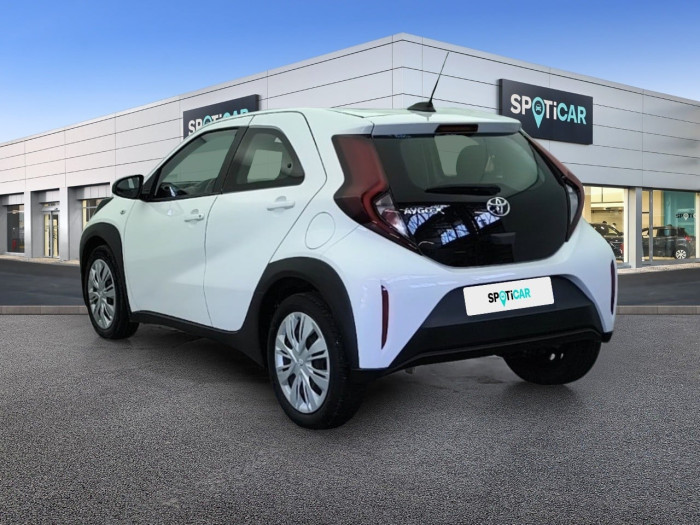 Toyota AYGO X MY23 1.0 VVT-i 72 S-CVT Air Collection