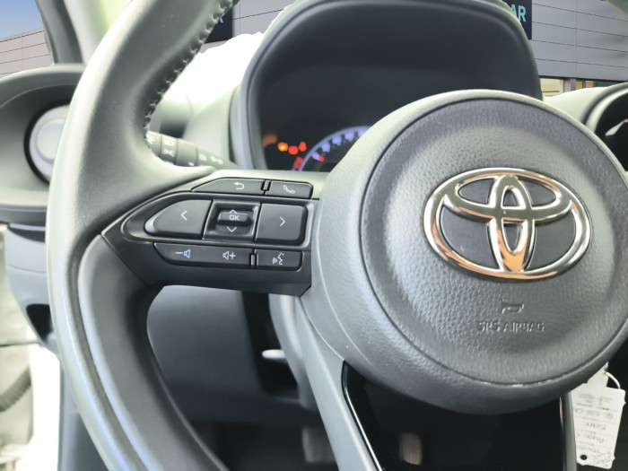Toyota AYGO X MY23 1.0 VVT-i 72 S-CVT Air Collection