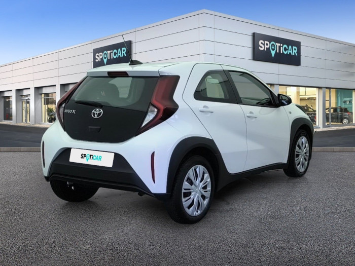 Toyota AYGO X MY23 1.0 VVT-i 72 S-CVT Air Collection