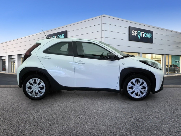 Toyota AYGO X MY23 1.0 VVT-i 72 S-CVT Air Collection