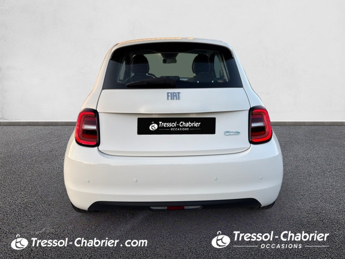 Fiat 500e BERLINE MY22 SERIE 1 STEP 2 500 e 95 ch Icône