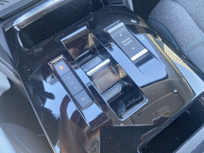 Citroën C4 PureTech 130 S&S EAT8 Shine