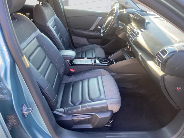 Citroën C4 PureTech 130 S&S EAT8 Shine