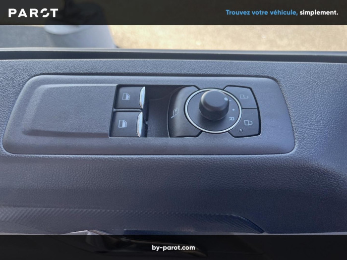 Ford Transit Custom Fg 320 L1H1 2.5 Duratec 232ch Hybride rechargeable Limited CVT