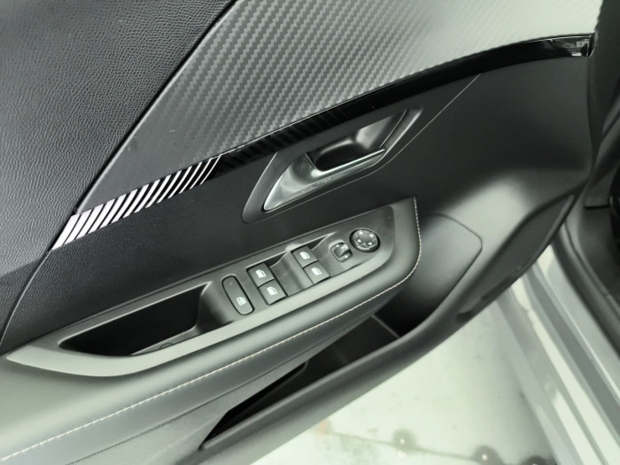 Peugeot 208 Hybrid 100 e-DCS6 Allure