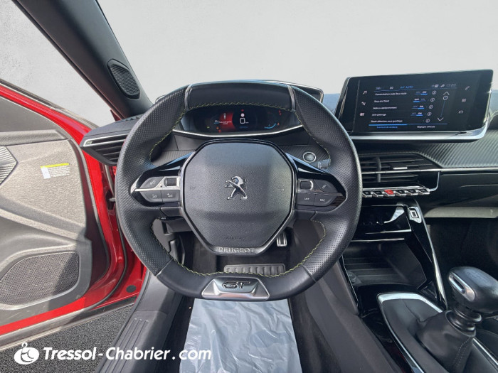 Peugeot 2008 PureTech 130 S&S BVM6 GT