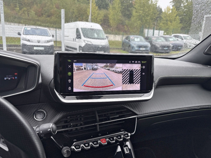 Peugeot 2008 PureTech 130 S&S EAT8 GT