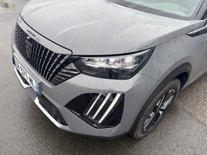Peugeot 2008 PureTech 130 S&S EAT8 GT