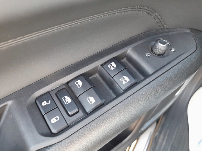 Jeep Compass 1.3 PHEV T4 240 ch 4xe eAWD Summit