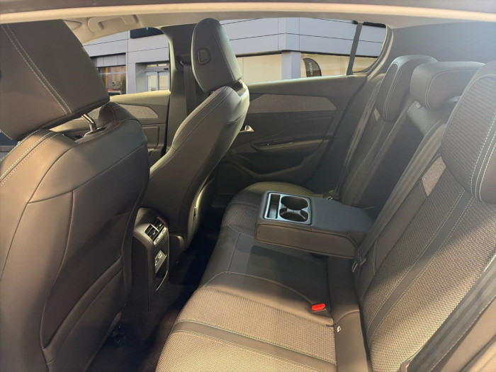 Peugeot 308 PHEV 180 e-EAT8 Allure