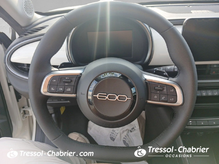 Fiat 600 1.2 Hybrid 100ch DCT6