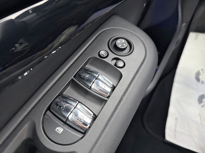MINI CLUBMAN F54 LCI Cooper 136 ch DKG7 Edition Knightsbridge