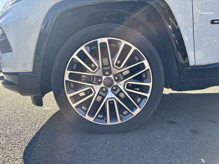 Jeep Compass 1.5 Turbo T4 130 ch BVR7 e-Hybrid Summit