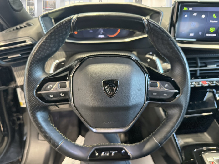 Peugeot 2008 PureTech 130 S&S EAT8 GT