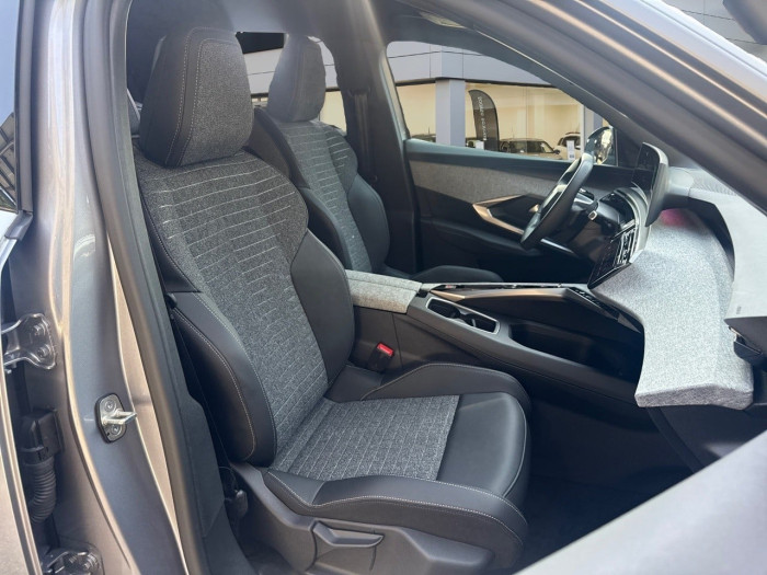 Peugeot 5008 Nouveau Hybrid 145 ch e-DCS6 Allure