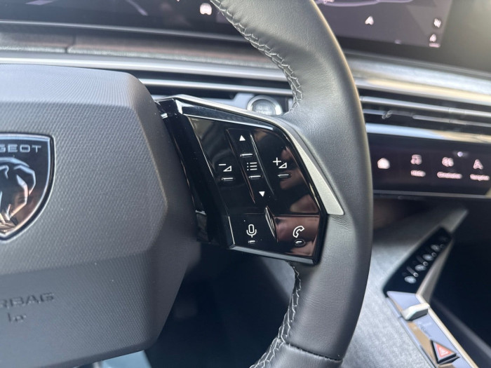 Peugeot 5008 Nouveau Hybrid 145 ch e-DCS6 Allure