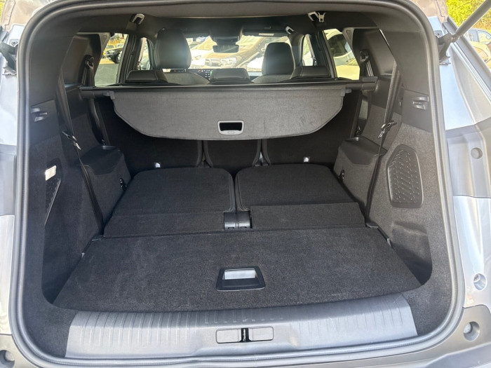 Peugeot 5008 Nouveau Hybrid 145 ch e-DCS6 Allure