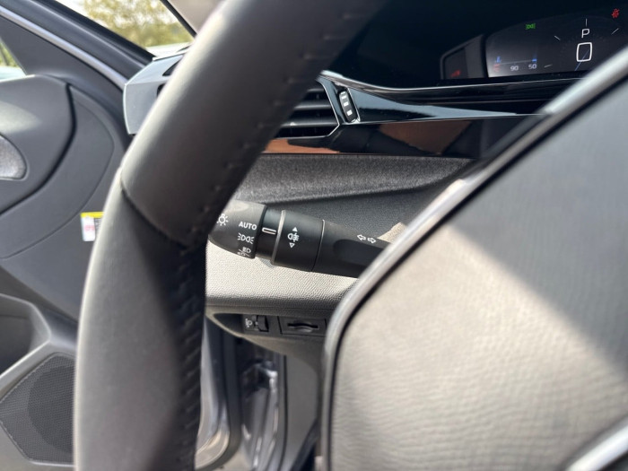 Peugeot 308 BlueHDi 130ch S&S EAT8 Allure