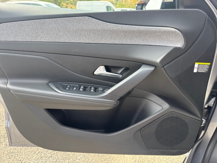 Peugeot 308 BlueHDi 130ch S&S EAT8 Allure