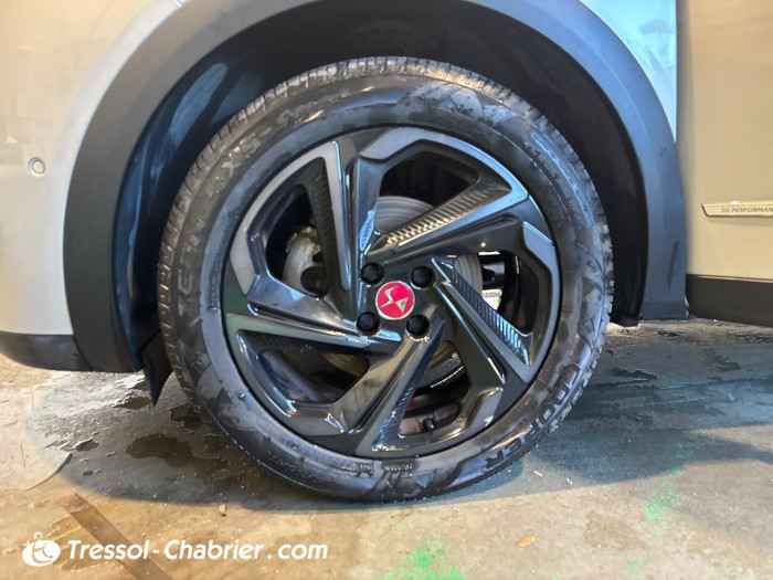 DS DS 3 Crossback DS3 Crossback PureTech 130 EAT8 Performance Line+