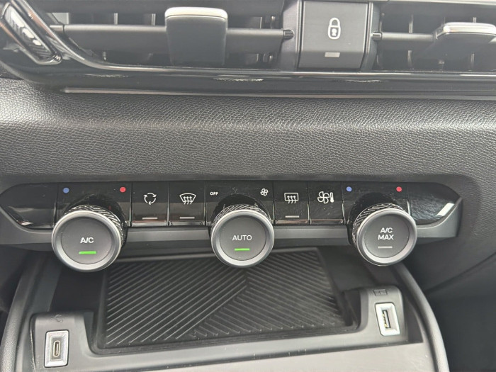Citroën C4 PureTech 130 S&S EAT8 Feel Pack