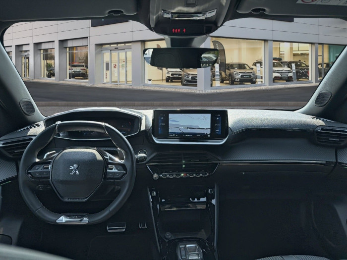 Peugeot 2008 PureTech 155 S&S EAT8 GT