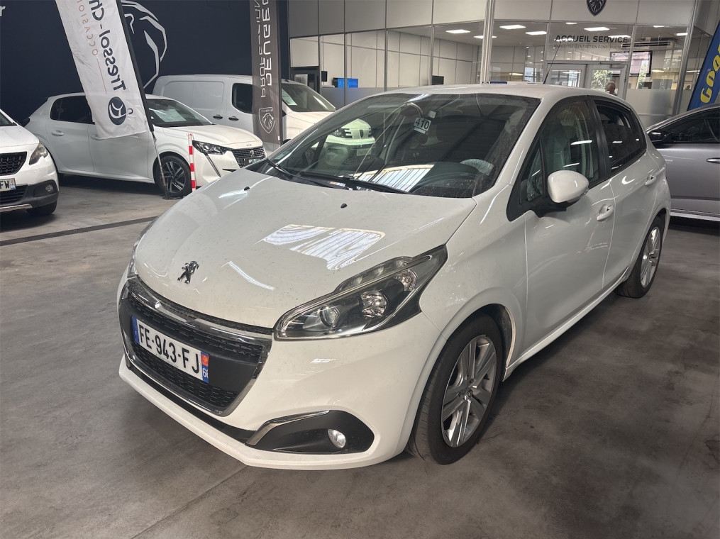Peugeot 208 PureTech 82ch S&S BVM5 Signature