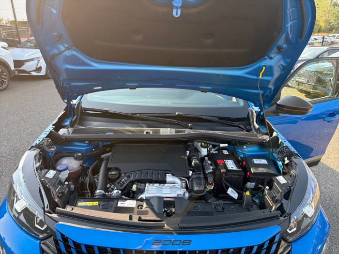 Peugeot 2008 PureTech 130 S&S EAT8 Allure