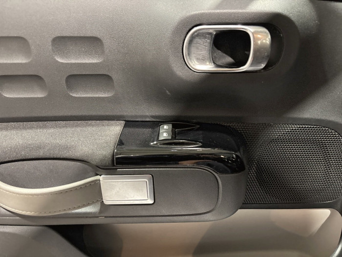 Citroën C3 BUSINESS PureTech 82 S&S BVM5 Shine Business