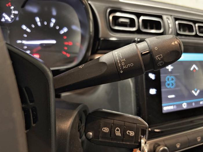Citroën C3 BUSINESS PureTech 82 S&S BVM5 Shine Business