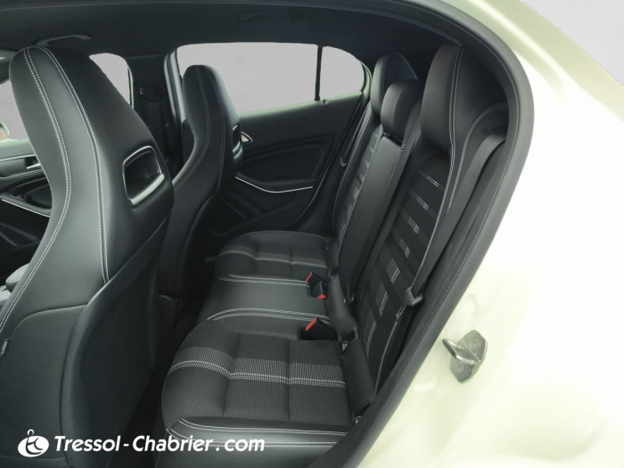 Mercedes GLA 200 7-G DCT Sensation