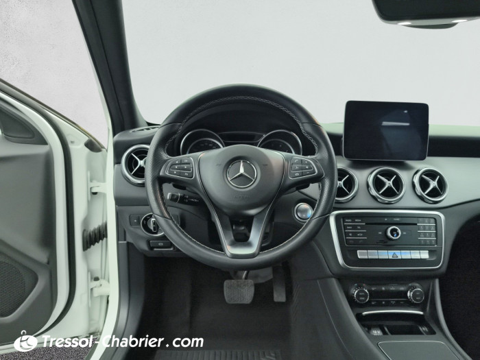 Mercedes GLA 200 7-G DCT Sensation