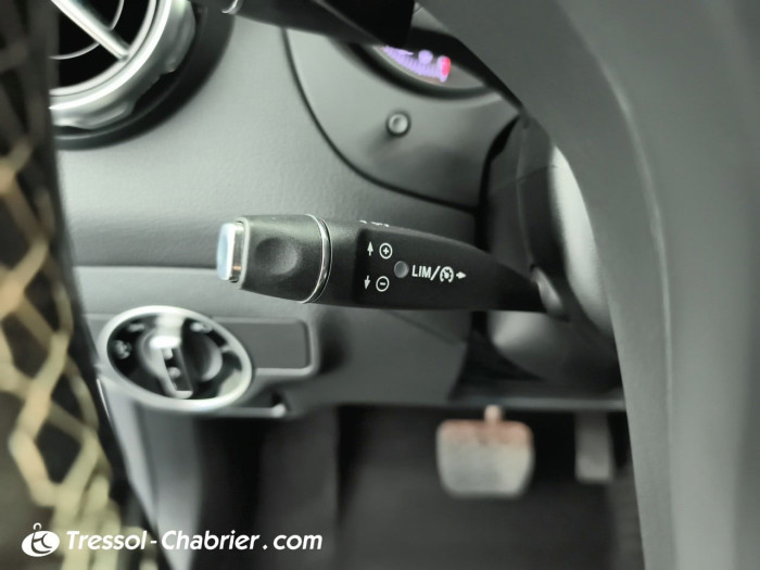 Mercedes GLA 200 7-G DCT Sensation