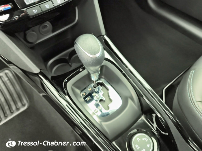 Peugeot 2008 PureTech 130ch S&S EAT6 Crossway