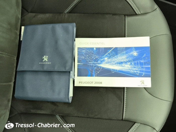 Peugeot 2008 PureTech 130ch S&S EAT6 Crossway