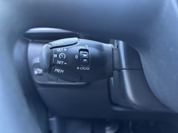 Citroën C3 1.2 PureTech 110ch S&S Shine 120-123g