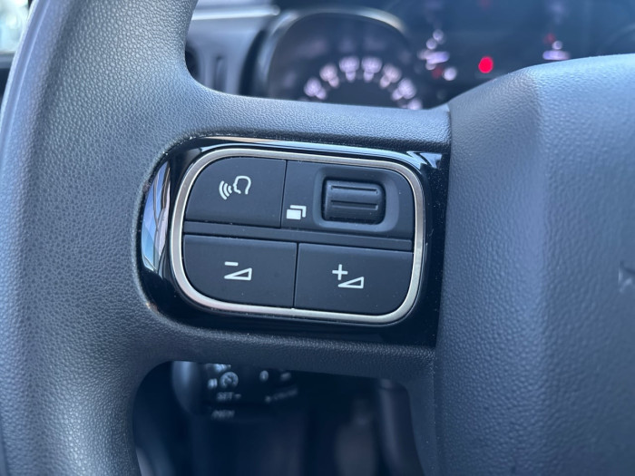Citroën C3 1.2 PureTech 110ch S&S Shine 120-123g