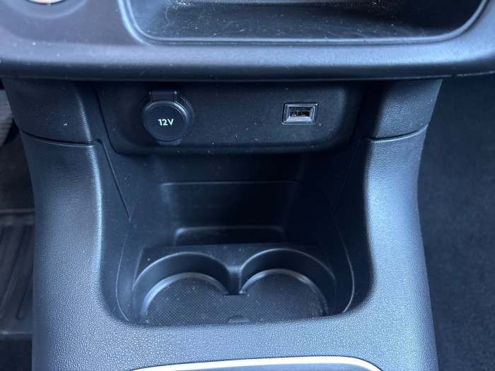 Citroën C3 1.2 PureTech 110ch S&S Shine 120-123g