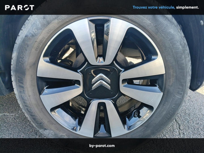 Citroën C3 1.2 PureTech 110ch S&S Shine 120-123g