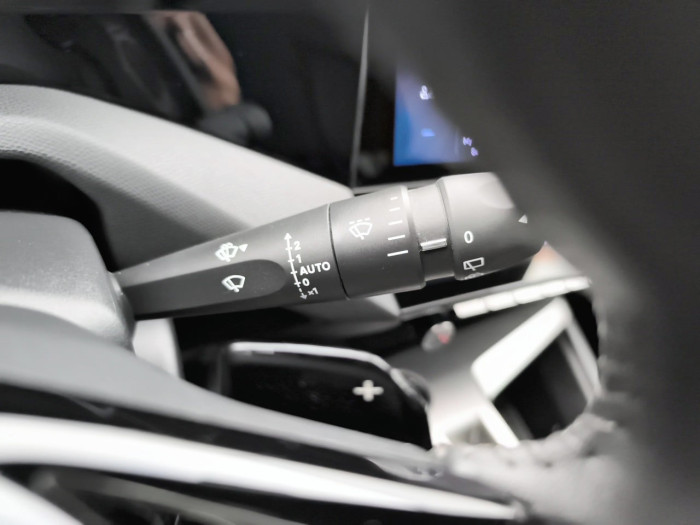 Peugeot 308 Hybrid 136 e-DCS6 Allure