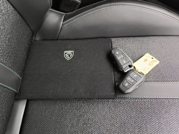 Peugeot 308 Hybrid 136 e-DCS6 Allure
