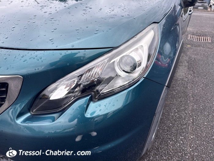Peugeot 2008 PureTech 82ch S&S BVM5 Signature