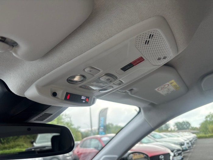 Peugeot 208 100 S&S BVM6 Allure