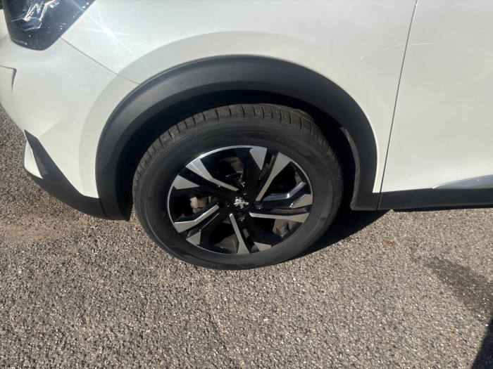 Peugeot 2008 BlueHDi 130 S&S EAT8 Allure
