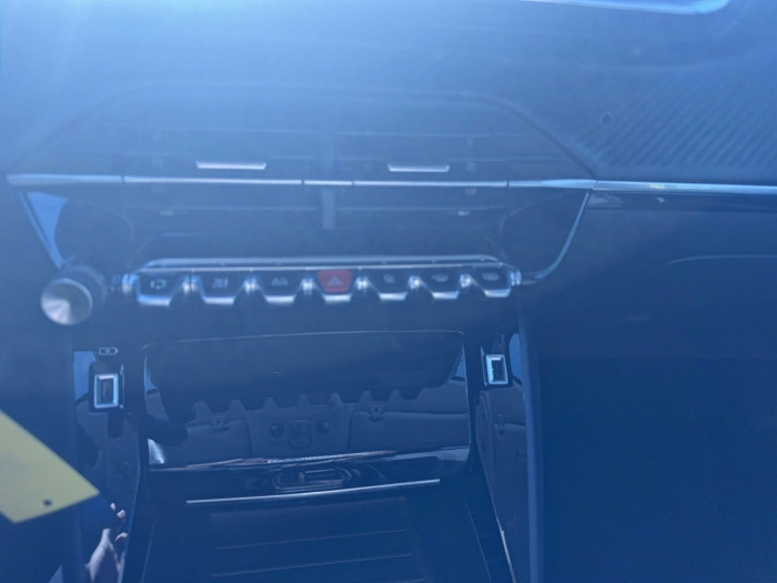 Peugeot 208 PureTech 100 S&S EAT8 Allure Pack