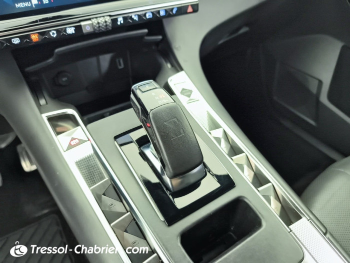 DS DS7 CROSSBACK Hybride E-Tense 225 EAT8 Louvre